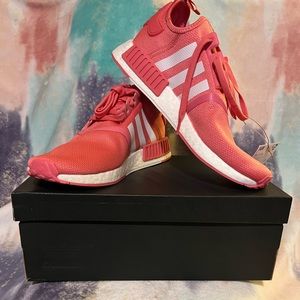 Adidas NMD_R1 Shoes (SOLD) DO NOT BUY!!
